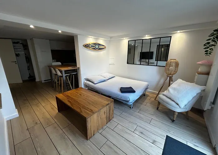 Avec Piscine Privee Chauffee Holiday home *